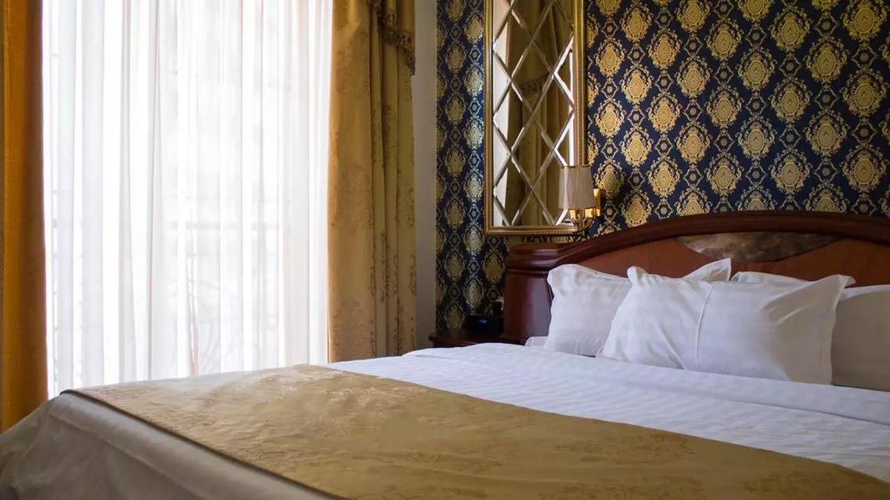 CRONPALACE_SHABAVIZ (18).jpg